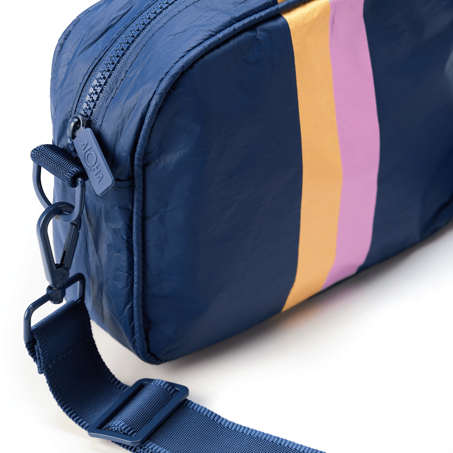 Le Voyageur Le Tour - Neon Moon on Navy