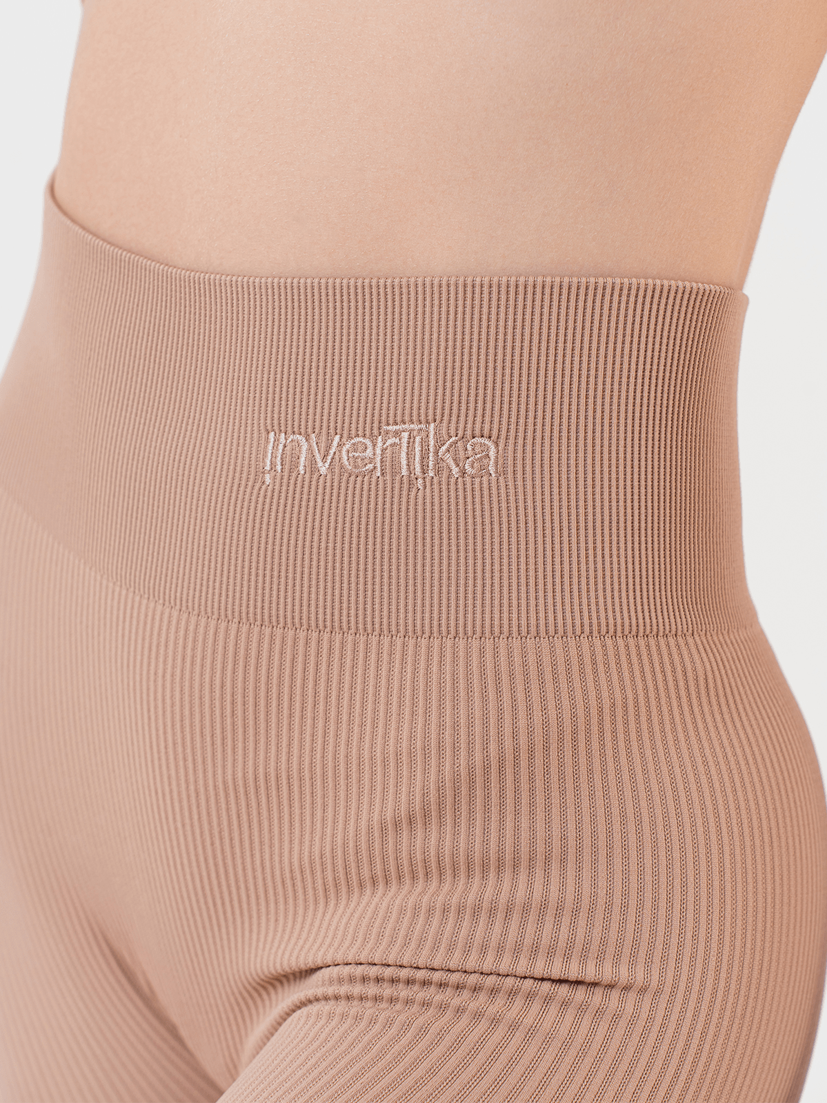 Invertika Armonika High-Waisted Leggings - Nude