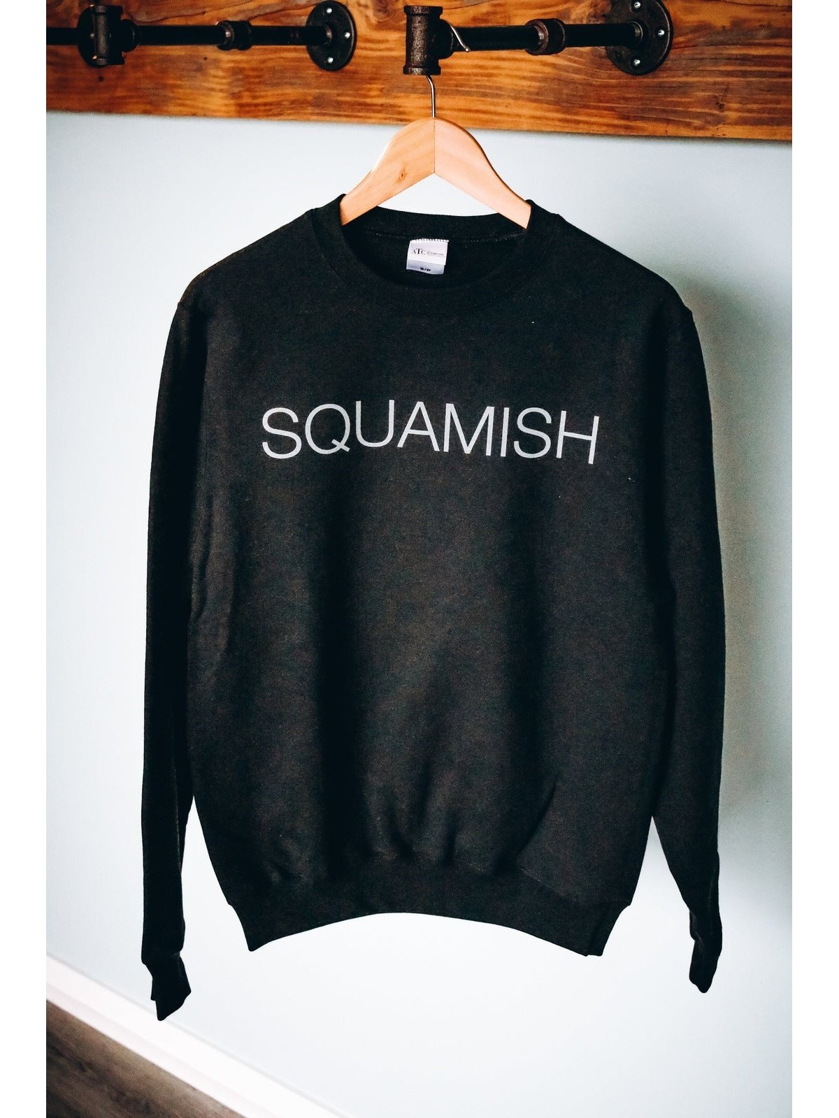 Squamish Crew Neck Sweatshirt - Black